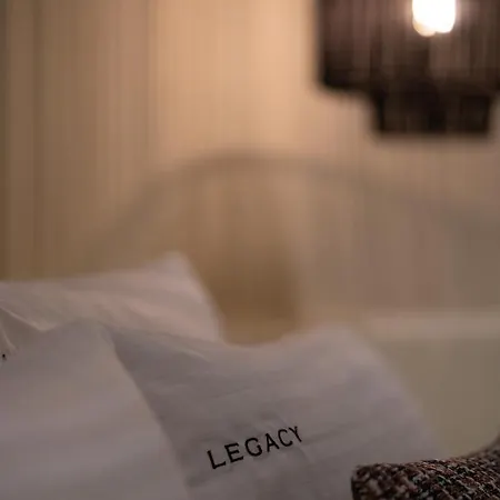 Legacy Private ,oia * Oia